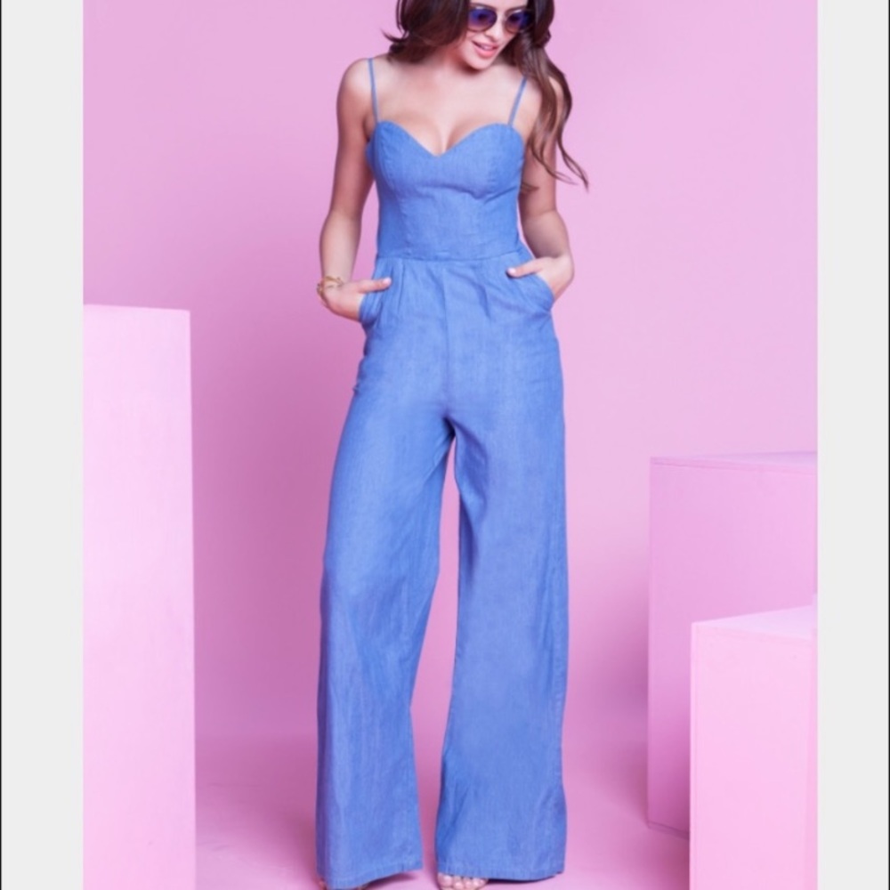 Lovers + Friends Tie back jumpsuit S